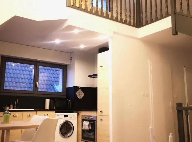 **la Mezzanine** Proche Zenith & Centre Апартаменты *