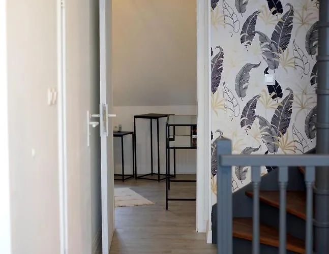 **la Mezzanine** Proche Zenith & Centre Апартаменты *